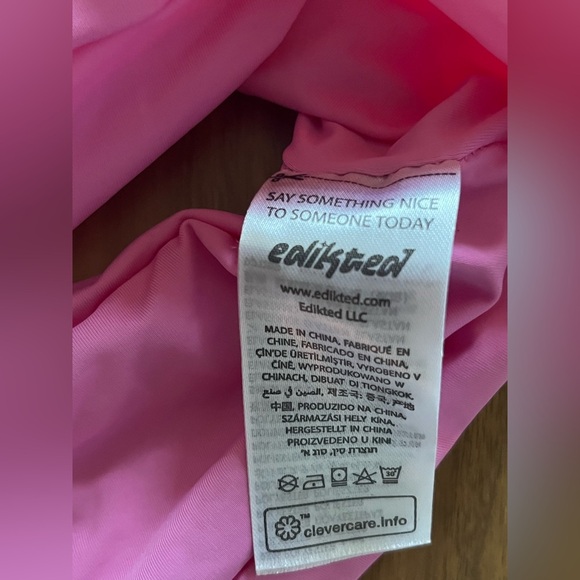 Edikted Vibrant Pink Top size M 🎀🎀 - Picture 8 of 8